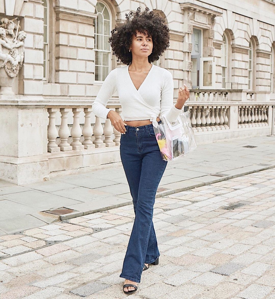 It girls - Jeans + top romântico - Jeans + top romântico - Verão - Street Style