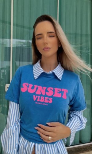 T-Shirt Sunset Vibes - Azul Bic